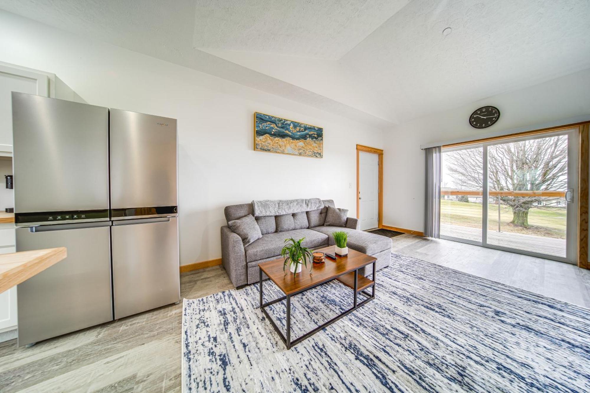 Apartment Welcoming With Golf And Views! *