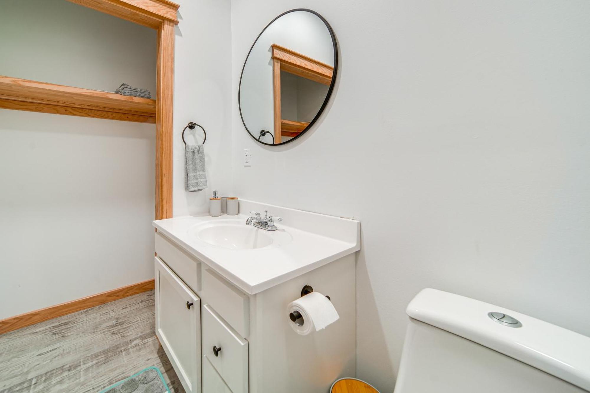 Welcoming With Golf And Views! Apartment Erie