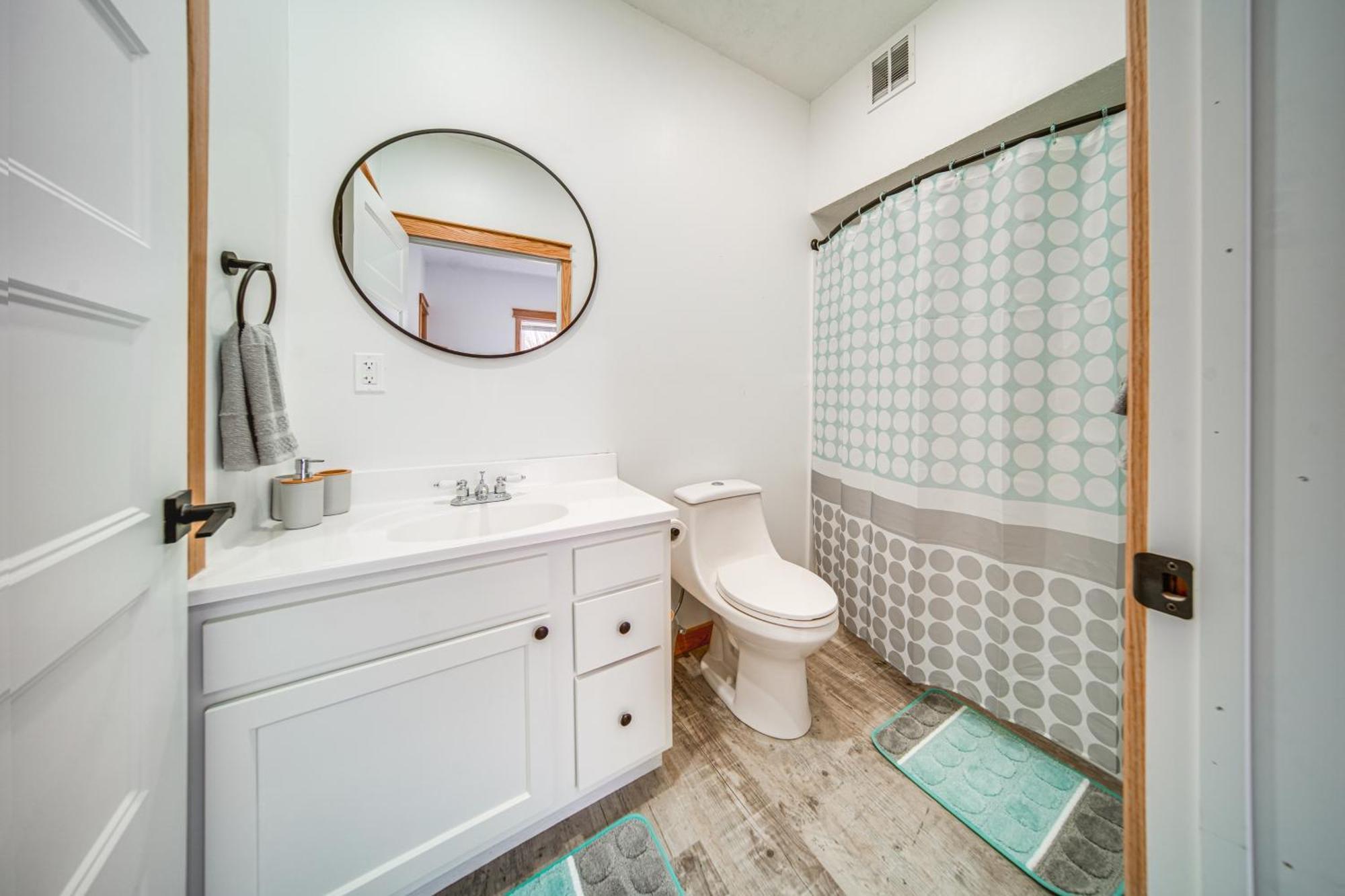Welcoming With Golf And Views! Apartment Erie